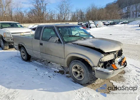 2001 Chevrolet S Truck S10 z USA, uszkodzony, nr VIN 1GCCS195718123678